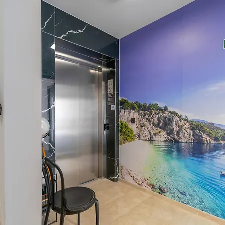 Lux Aleo Apartament Makarska