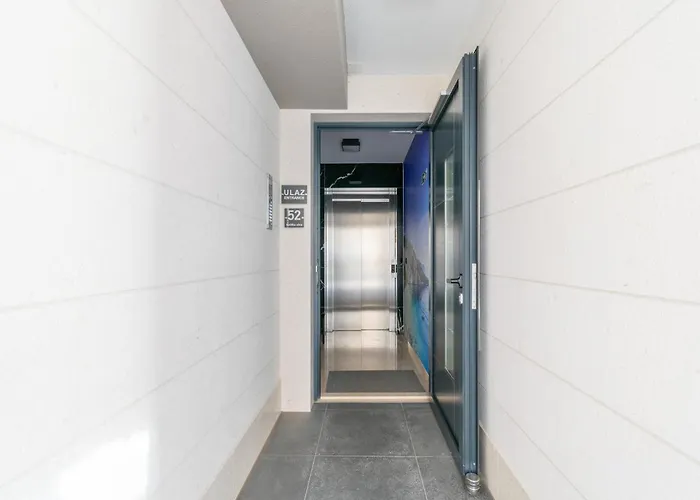 Lux Aleo Apartment Makarska