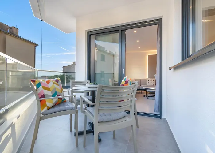 Lux Aleo Apartment Makarska